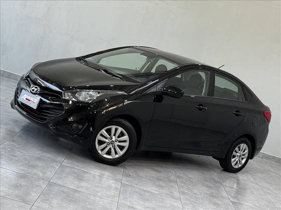 HYUNDAI HB20S 1.6 COMFORT PLUS 16V FLEX 4P MANUAL